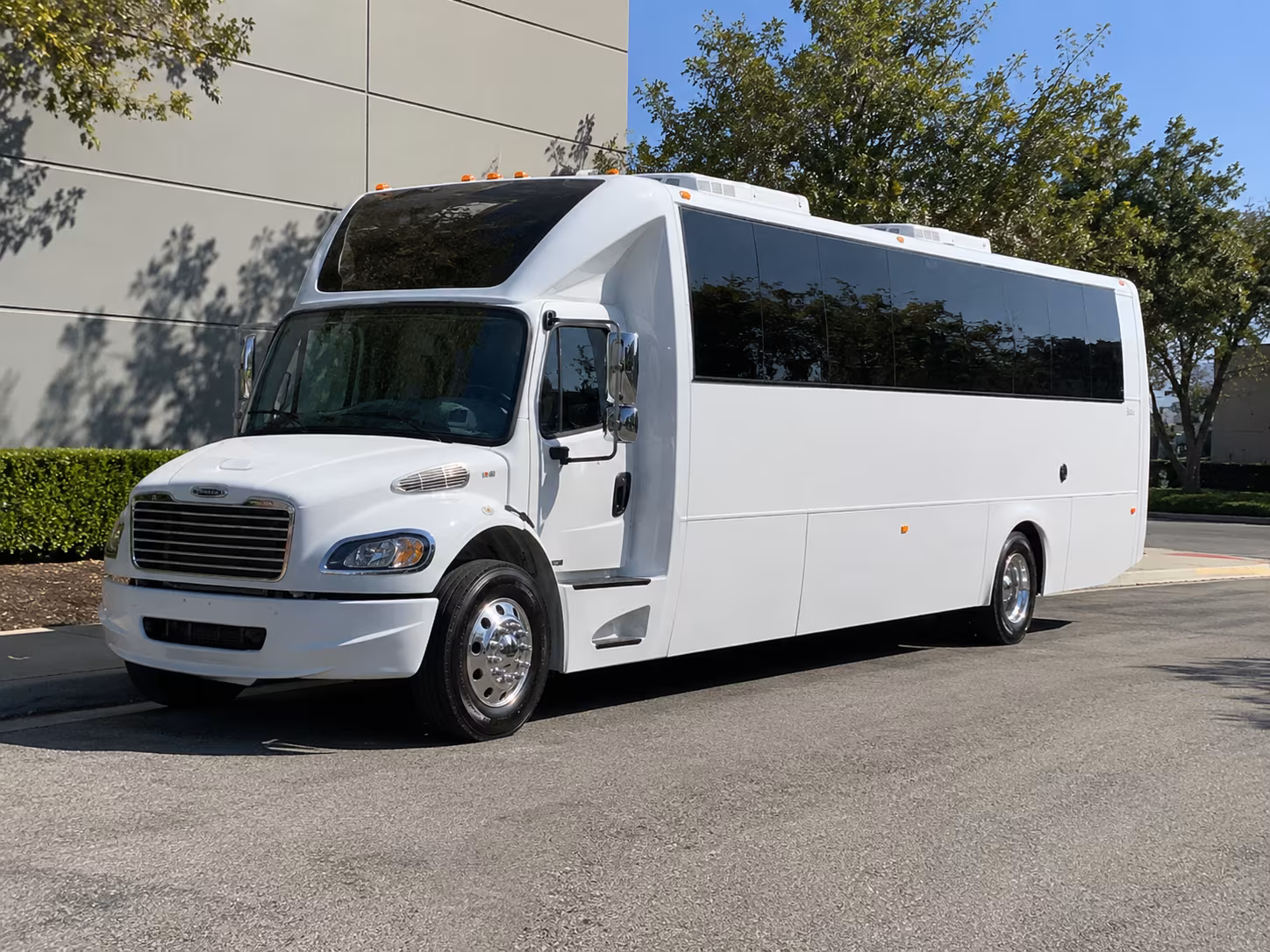 North Miami Birthday, Sweet 16, & Quinceañera Party Bus Rentals